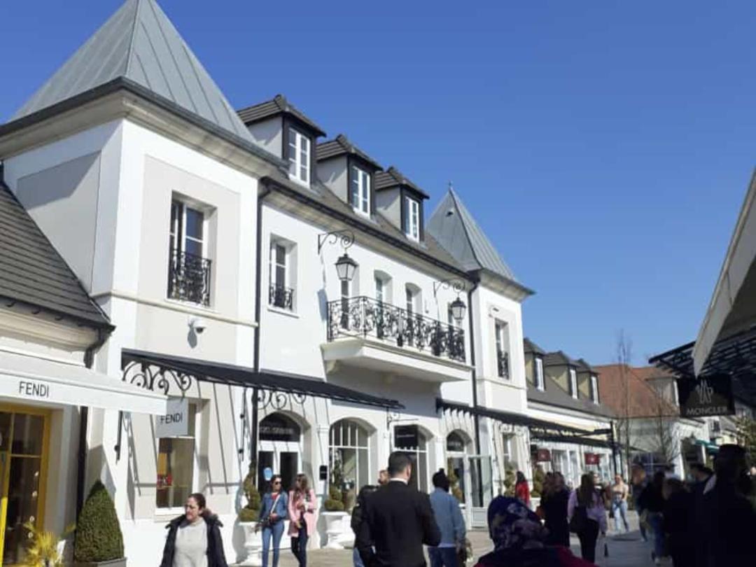 2 Chambres Privees - 6 Personnes A 8 Minutes De Disneyland Montévrain Eksteriør bilde